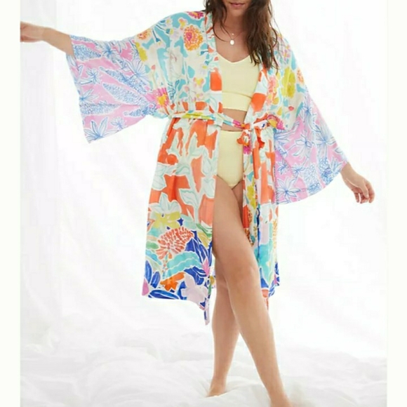 Anthropologie Other - Anthr0plogie sisters gulassa full bloom robe
